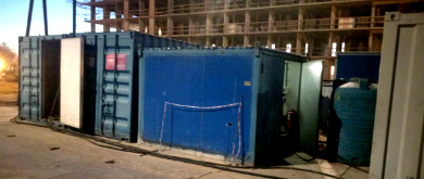 Компания ООО «Комплексные ЭнергоСистемы» для нужд жилого строительного объекта в «Новой Москве» поставила три ДГУ мощностью 700 кВА, 1100 кВА и 1250 кВА.